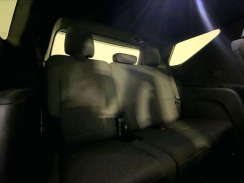 Used 2024 Chevrolet Traverse LT AWD/4WD image 24