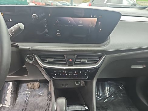 Used 2024 Buick Encore GX Avenir w/ Avenir Convenience Package image 25