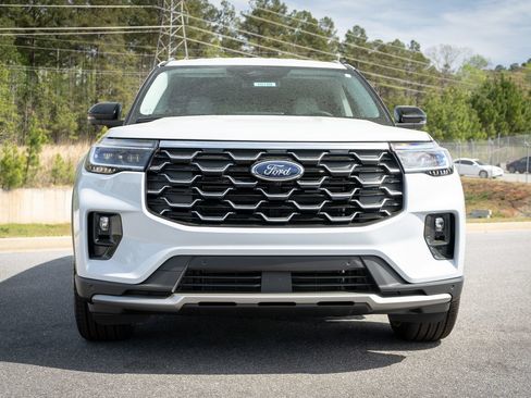 New 2026 Ford Explorer Platinum AWD/4WD image 8