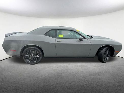 Used 2023 Dodge Challenger SXT w/ Blacktop Package image 13