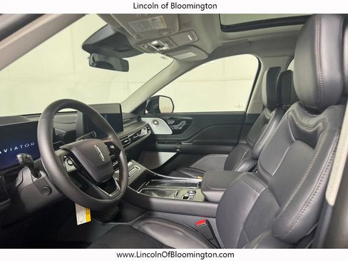 New 2026 Lincoln Aviator Reserve AWD/4WD image 32