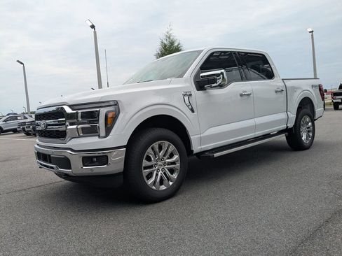 New 2026 Ford F150 Lariat w/ Equipment Group 501A Mid AWD/4WD image 8