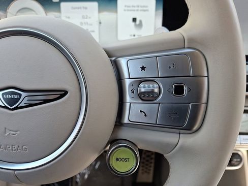 Used 2023 Genesis GV60 Performance image 18