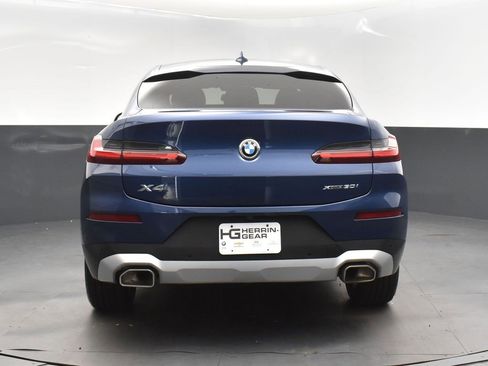 Certified 2025 BMW X4 xDrive30i image 6