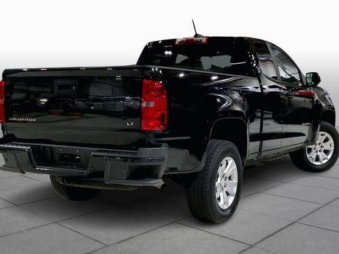 Used 2022 Chevrolet Colorado LT w/ Fleet Safety Package image 12