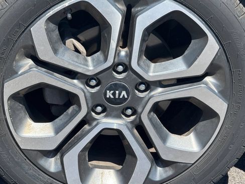 Used 2020 Kia Soul X-Line FWD image 25