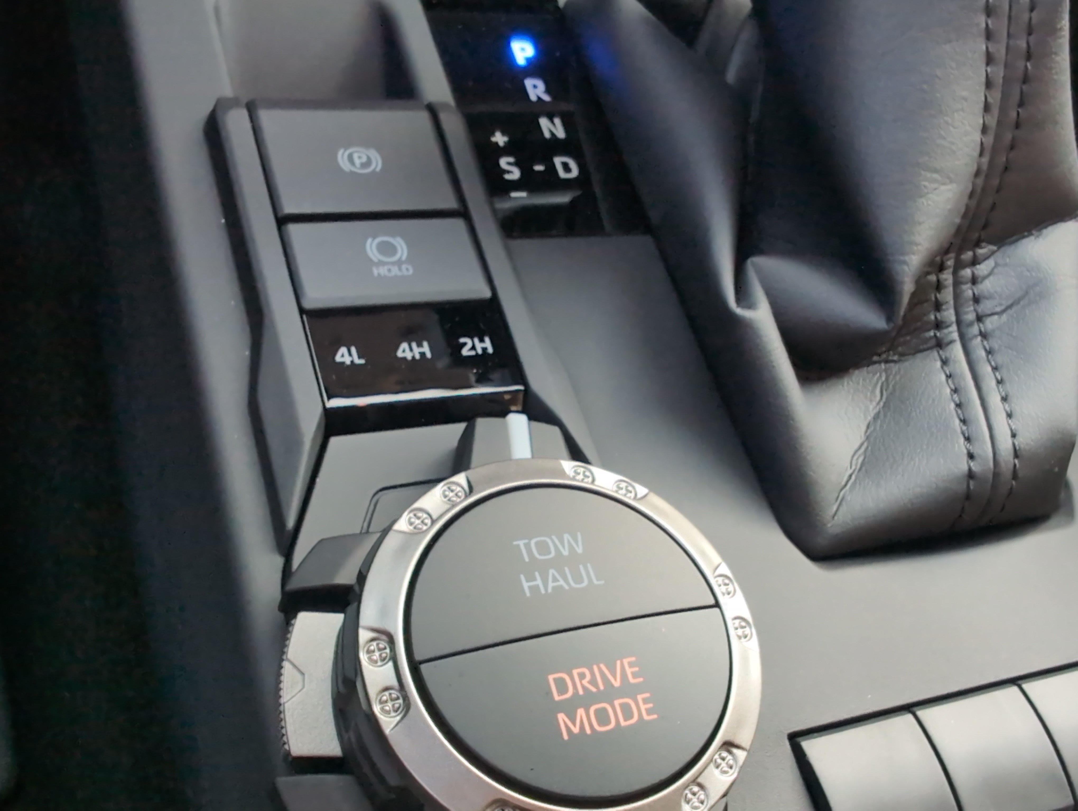Certified 2026 Toyota 4Runner SR5 AWD/4WD image 38
