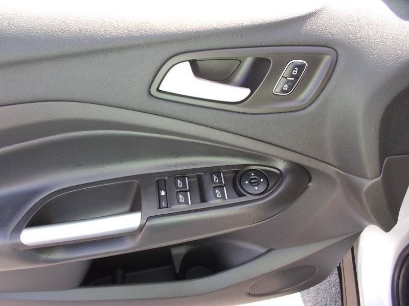 Used 2017 Ford Escape SE w/ Equipment Group 201A FWD image 27