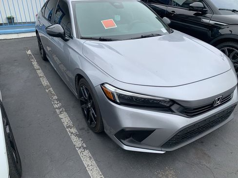 Used 2022 Honda Civic Sport image 4