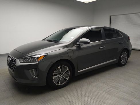Used 2021 Hyundai Ioniq SEL image 2