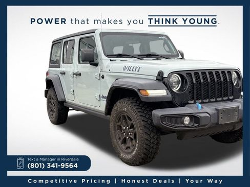 Used 2023 Jeep Wrangler Unlimited image 3