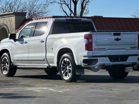 Used 2023 Chevrolet Silverado 1500 High Country w/ Technology Package image 6