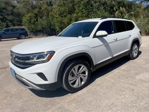 Used 2023 Volkswagen Atlas SE image 4