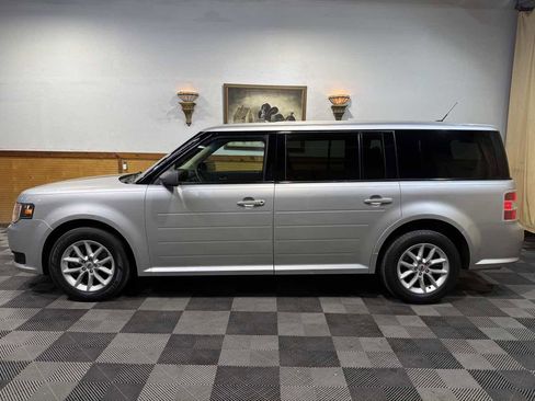 Used 2016 Ford Flex SE image 2