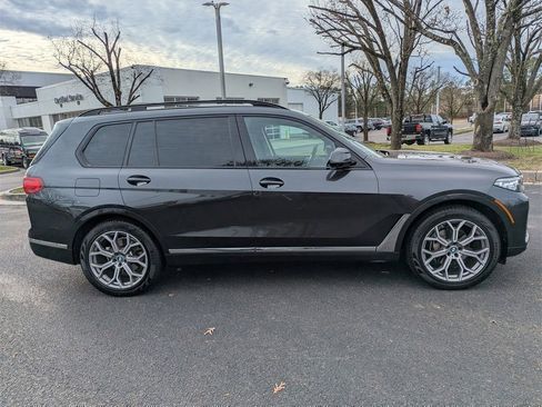 Used 2021 BMW X7 xDrive40i w/ Executive Package image 9