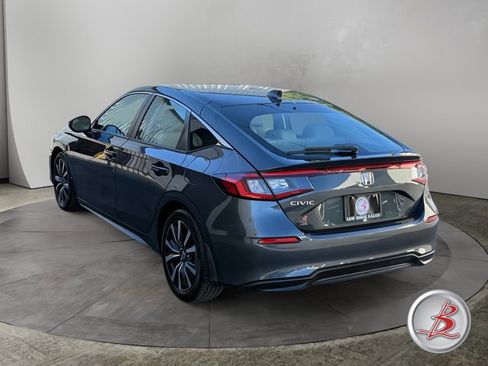 Used 2024 Honda Civic EX-L image 5