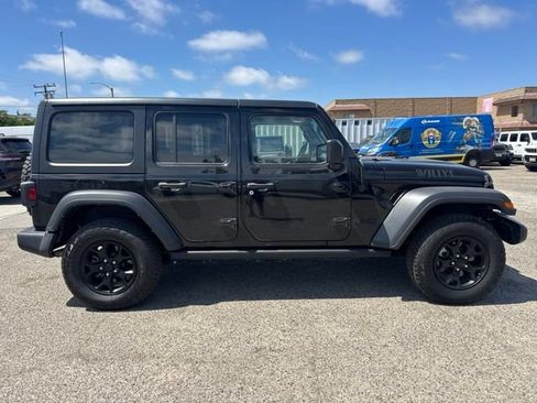 Used 2021 Jeep Wrangler Unlimited Sport AWD/4WD image 4