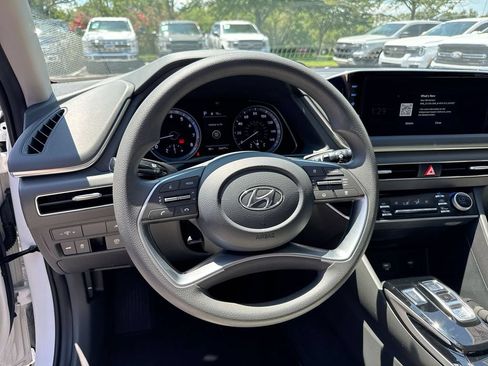 Used 2023 Hyundai Sonata SEL w/ Cargo Package FWD image 11