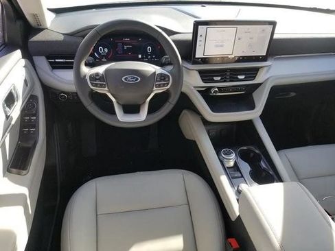 New 2026 Ford Explorer Active w/ Active Comfort Package image 21