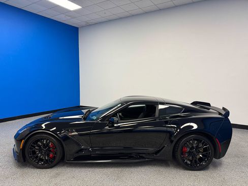 Used 2019 Chevrolet Corvette Z06 RWD image 7