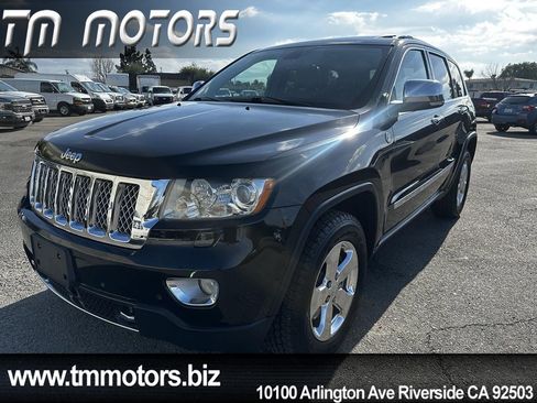 Used 2013 Jeep Grand Cherokee Overland Summit image 1