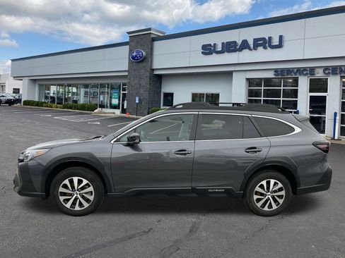 Certified 2025 Subaru Outback Premium image 4