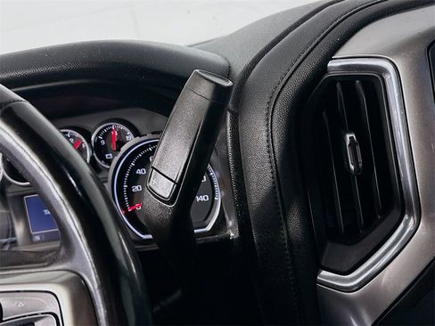 Used 2019 Chevrolet Silverado 1500 LT Trail Boss w/ Convenience Package image 17