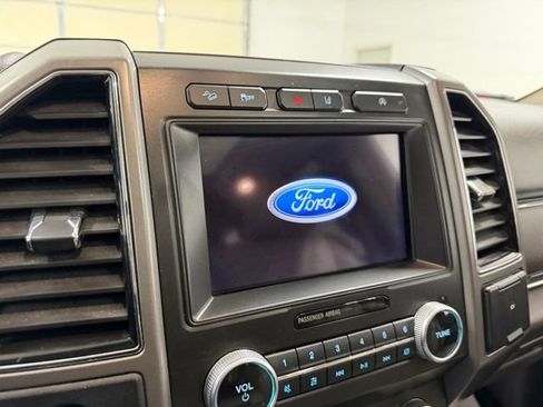 Used 2021 Ford Expedition XLT AWD/4WD image 32