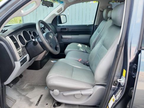 Used 2010 Toyota Tundra 4x4 Double Cab image 10