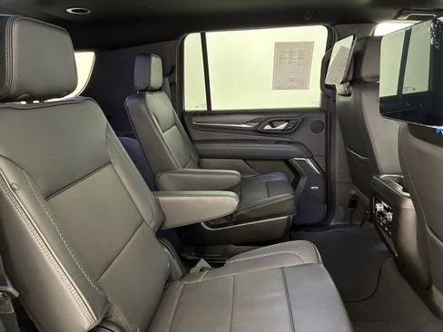 Used 2024 GMC Yukon XL Denali w/ Advanced Technology Package AWD/4WD image 16