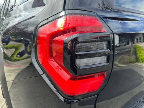 Certified 2026 Toyota 4Runner TRD Off-Road Premium AWD/4WD image 10