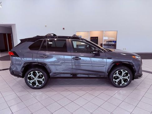 Used 2022 Toyota RAV4 XSE image 14