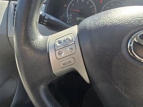 Used 2013 Toyota Corolla LE image 20