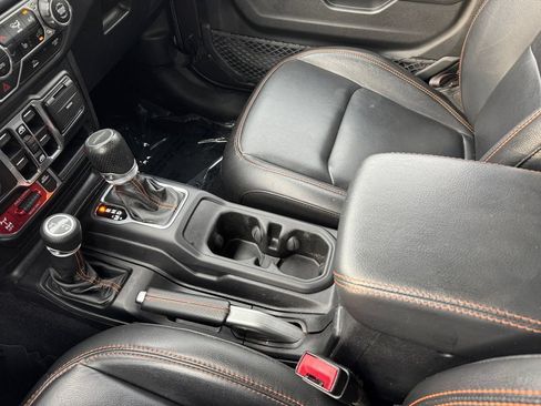 Used 2020 Jeep Gladiator Mojave AWD/4WD image 26