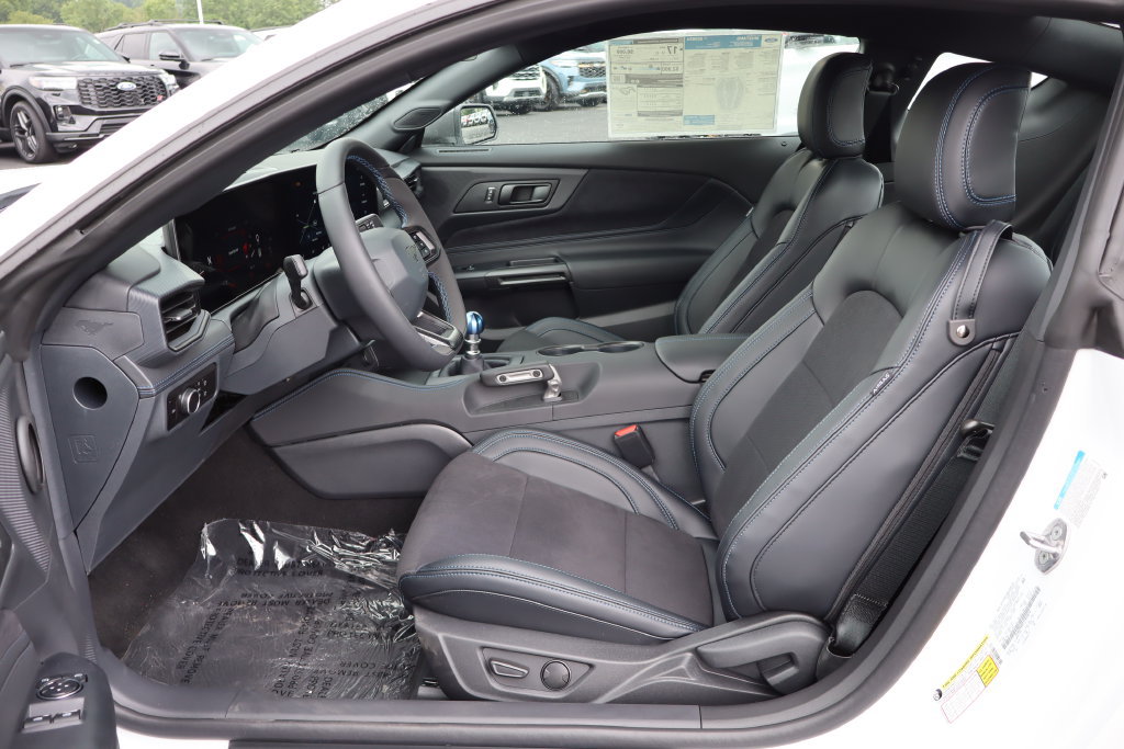 New 2026 Ford Mustang Dark Horse RWD image 27