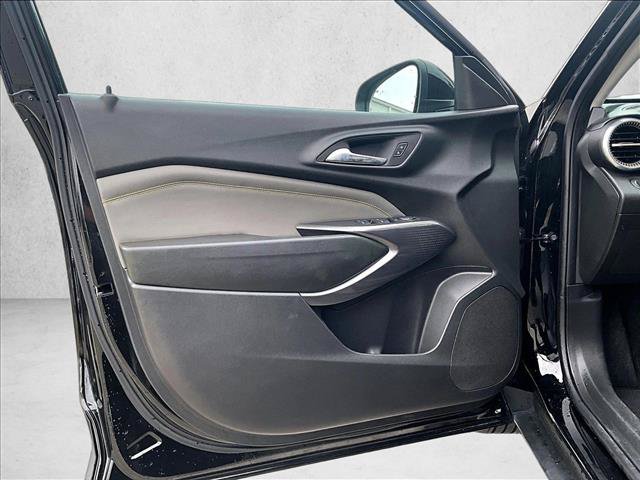 Used 2024 Chevrolet Trax ACTIV w/ Driver Confidence Package FWD image 18