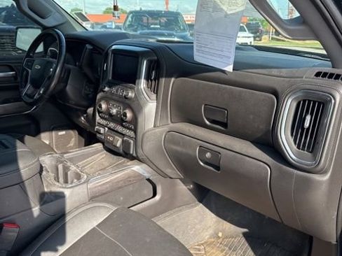 Used 2021 Chevrolet Silverado 1500 LTZ w/ LTZ Premium Package AWD/4WD image 19