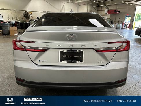 Used 2025 Toyota Camry LE w/ Convenience Package FWD image 7
