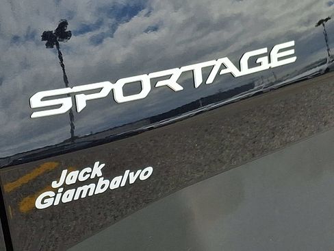 Certified 2023 Kia Sportage LX AWD/4WD image 28