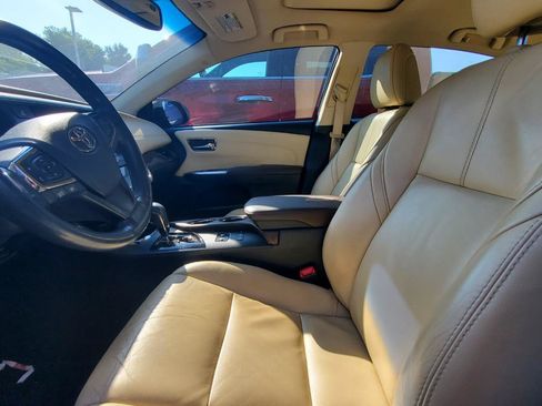 Used 2013 Toyota Avalon XLE Touring FWD image 3