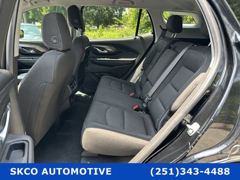 Used 2022 GMC Terrain SLE w/ Driver Convenience Package image 14