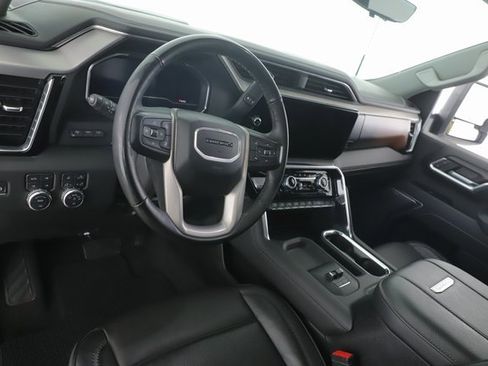 Used 2025 GMC Sierra 2500 Denali w/ Denali Reserve Package image 17