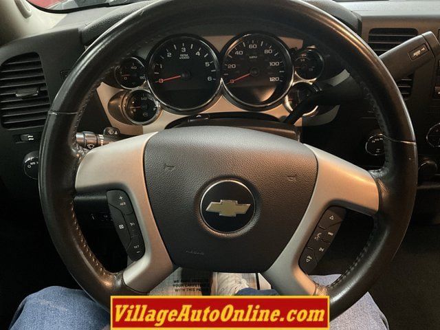 Used 2013 Chevrolet Silverado 1500 LT AWD/4WD image 17