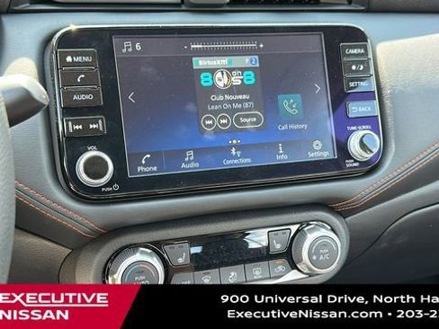 New 2025 Nissan Versa SR w/ Trunk Package image 15