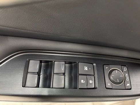 Used 2020 Lexus ES 350 w/ Premium Package image 9