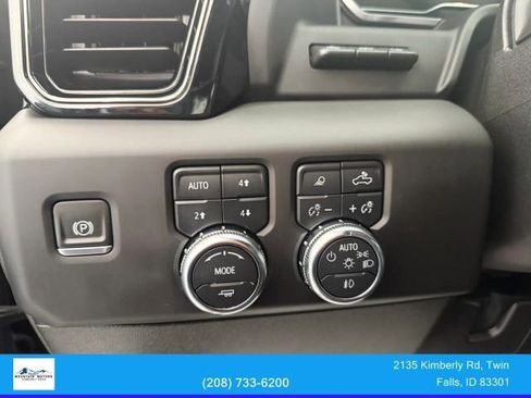 Used 2024 GMC Sierra 3500 AT4 w/ AT4 Premium Plus Package AWD/4WD image 12