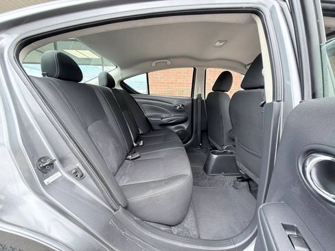 Used 2018 Nissan Versa SV FWD image 13
