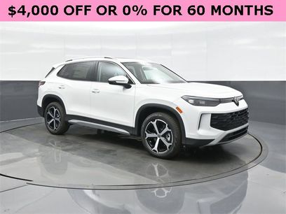 New 2025 Volkswagen Tiguan SE