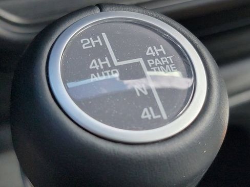 Certified 2023 Jeep Wrangler Unlimited Sahara w/ Cold Weather Group AWD/4WD image 8