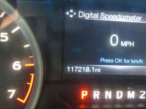 Used 2015 Ford F150 XLT w/ Equipment Group 302A Luxury AWD/4WD image 14